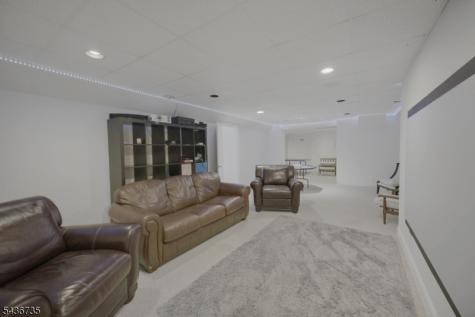 66 Beachmont Terrace North Caldwell NJ 07006