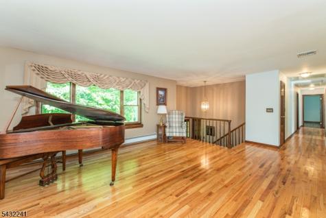232 Ridge Road West Milford NJ 07480