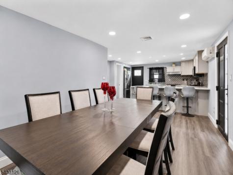 118 Poplar Street Carteret NJ 07008