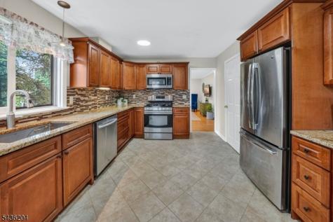 82 Duval Street Bridgewater NJ 08807
