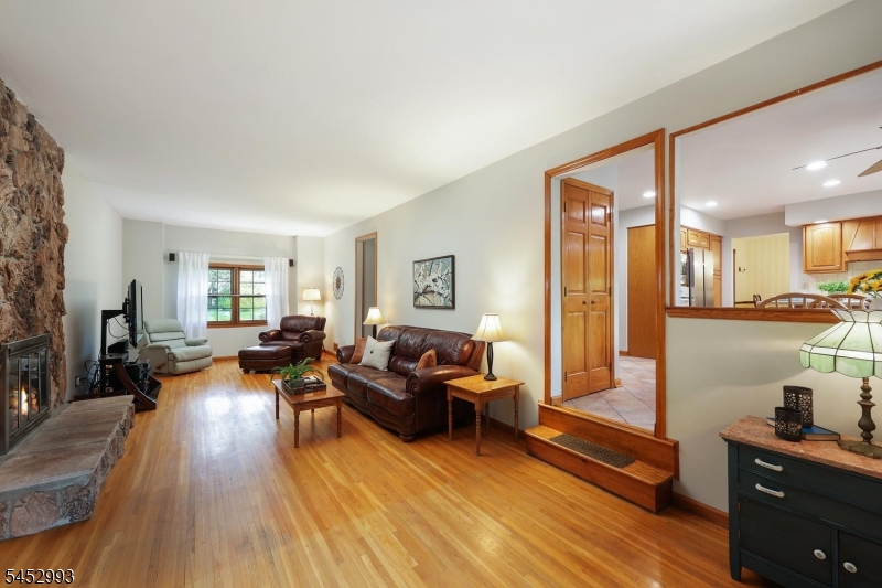 3 Ivy Lane Hillsborough NJ 08844