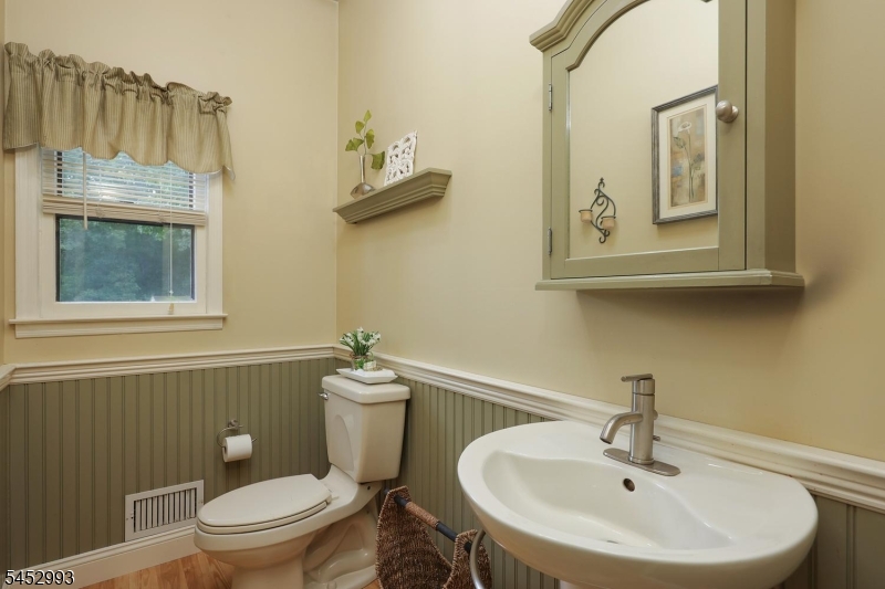 3 Ivy Lane Hillsborough NJ 08844