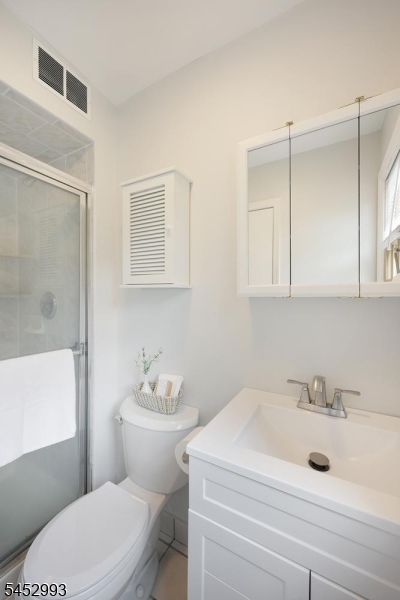 3 Ivy Lane Hillsborough NJ 08844
