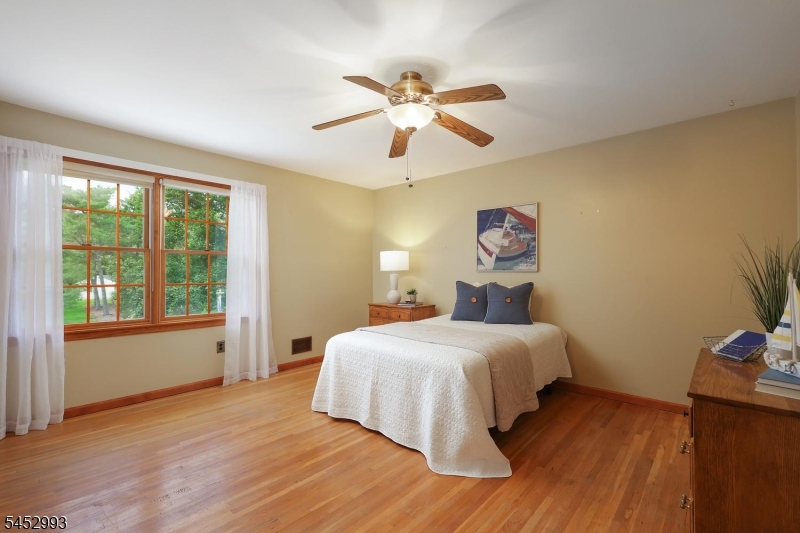 3 Ivy Lane Hillsborough NJ 08844