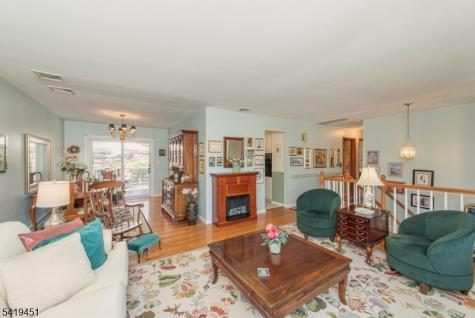 103 Cedar Road Ringwood NJ 07456