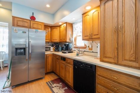 18 Elycroft Avenue E Rockaway NJ 07866