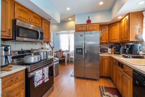 18 Elycroft Avenue E Rockaway NJ 07866