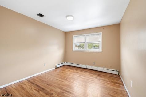 2313 Halsey Street Union NJ 07083