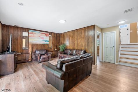 2313 Halsey Street Union NJ 07083