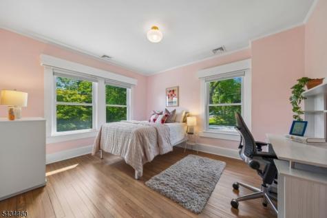 4 Kermit Road Maplewood NJ 07040
