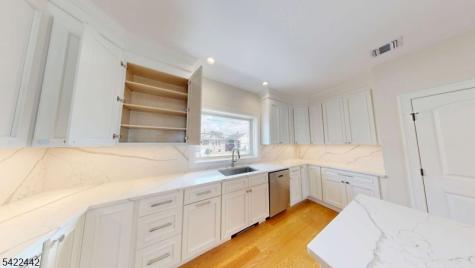 376 5TH Avenue Paterson NJ 07514
