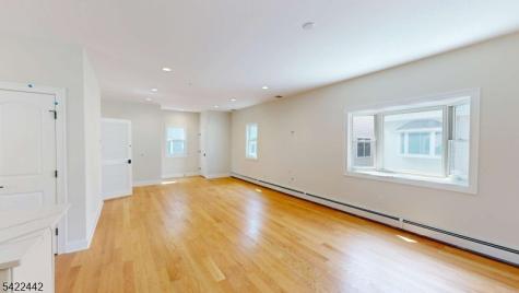 376 5TH Avenue Paterson NJ 07514