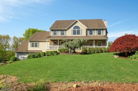8 Buena Vista Drive Ringwood NJ 07456