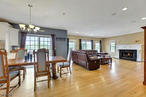 8 Buena Vista Drive Ringwood NJ 07456