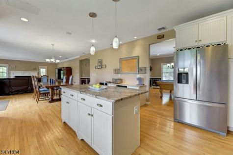 8 Buena Vista Drive Ringwood NJ 07456