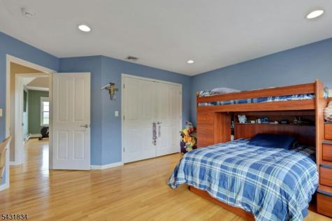 8 Buena Vista Drive Ringwood NJ 07456