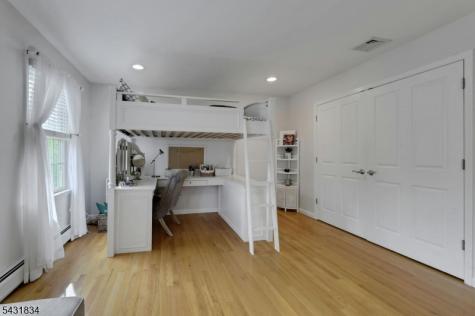 8 Buena Vista Drive Ringwood NJ 07456