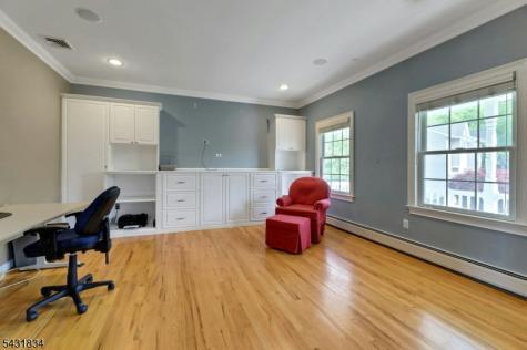 8 Buena Vista Drive Ringwood NJ 07456