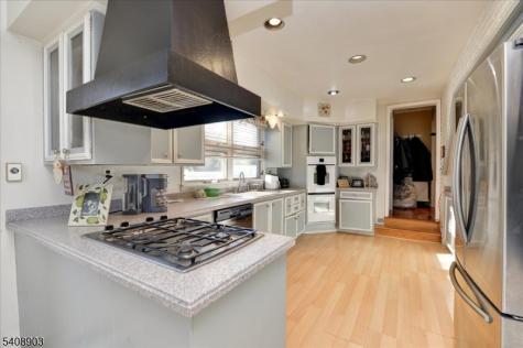21 Tice Place Ringwood NJ 07456