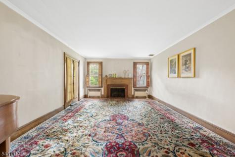819 Roanoke Avenue Elizabeth NJ 07208
