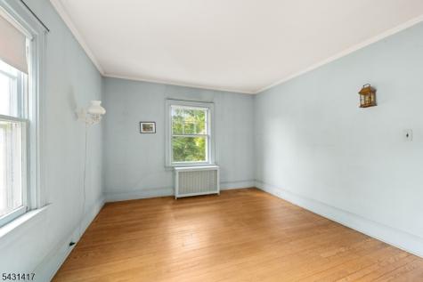 819 Roanoke Avenue Elizabeth NJ 07208