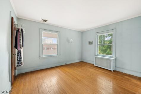 819 Roanoke Avenue Elizabeth NJ 07208