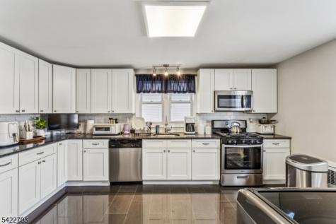 21 Ellington Street East Orange NJ 07017