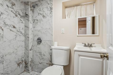 21 Ellington Street East Orange NJ 07017