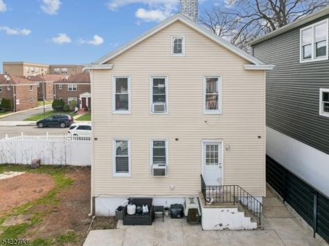 21 Ellington Street East Orange NJ 07017