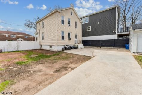 21 Ellington Street East Orange NJ 07017