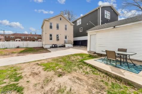 21 Ellington Street East Orange NJ 07017