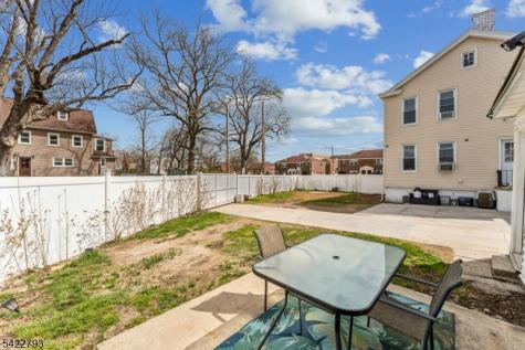 21 Ellington Street East Orange NJ 07017