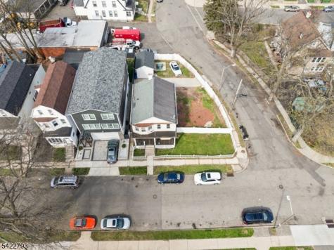 21 Ellington Street East Orange NJ 07017