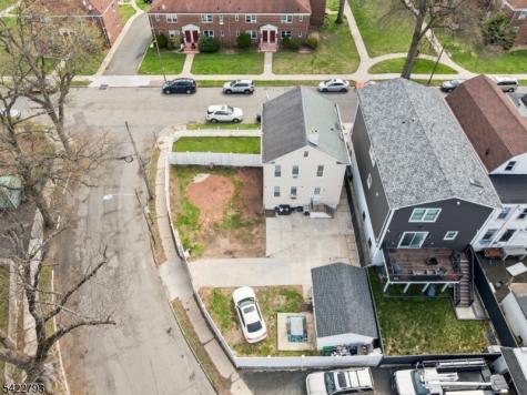 21 Ellington Street East Orange NJ 07017
