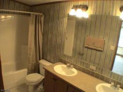 18 Pursel Street Phillipsburg NJ 08865