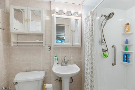 78 Knob Hill Road Washington NJ 07840