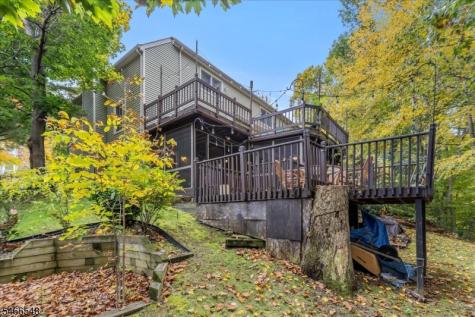 78 Knob Hill Road Washington NJ 07840