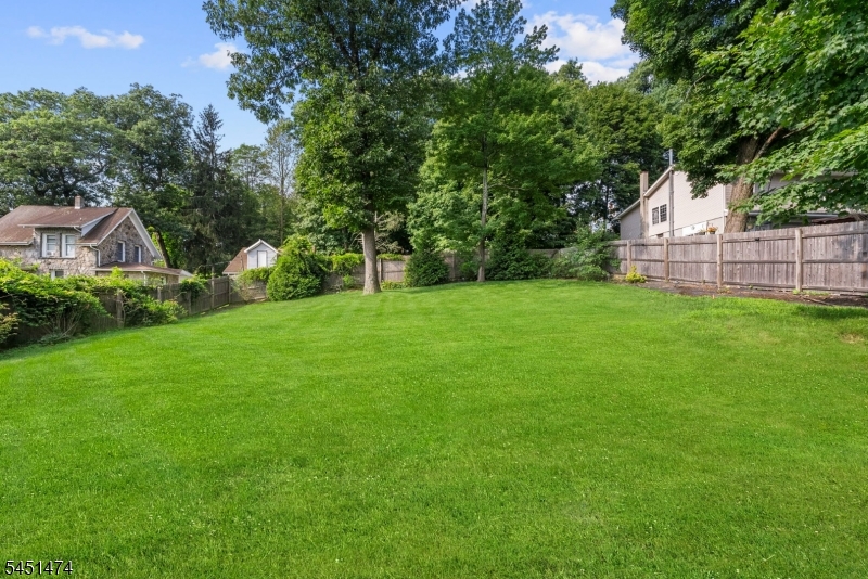 20 Shawnee Road Hopatcong NJ 07843