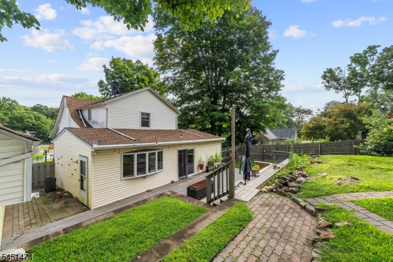 20 Shawnee Road Hopatcong NJ 07843