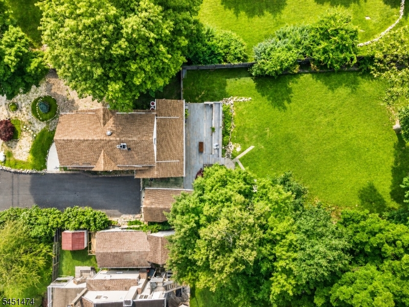 20 Shawnee Road Hopatcong NJ 07843