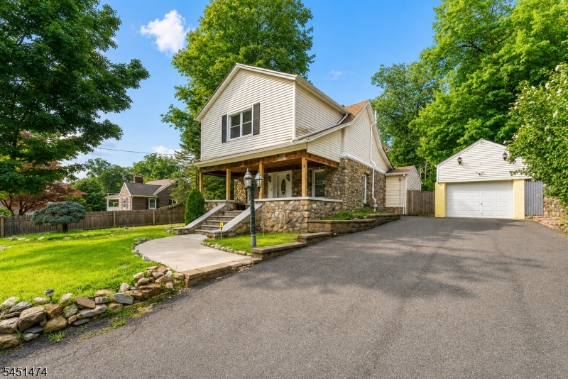 20 Shawnee Road Hopatcong NJ 07843