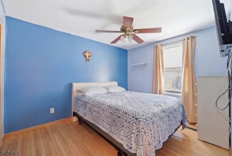 142 Pearl Street Paterson NJ 07501