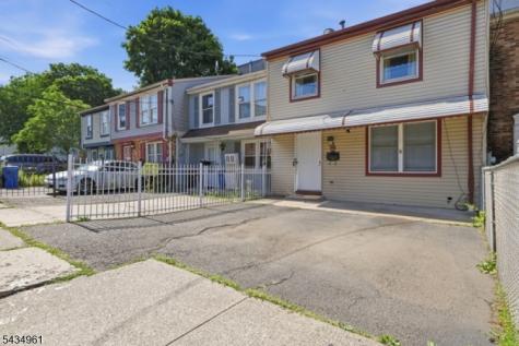 142 Pearl Street Paterson NJ 07501