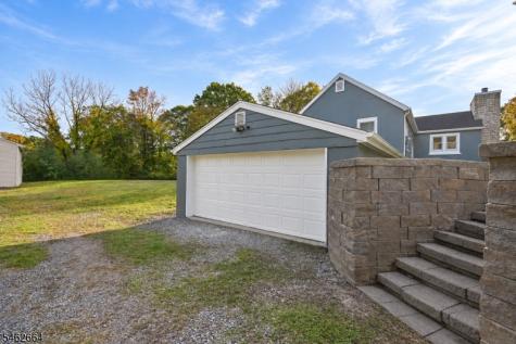 2 Melba Drive Fredon NJ 07860