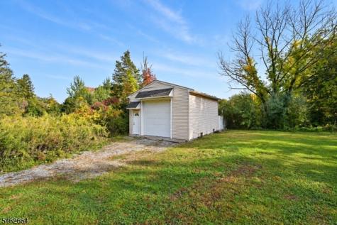 2 Melba Drive Fredon NJ 07860