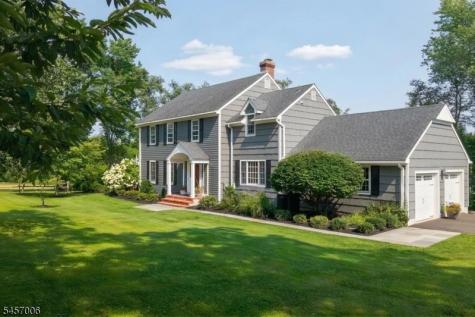 24 Welsh Road Tewksbury NJ 08833
