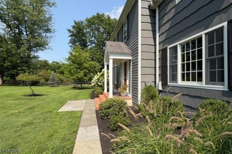 24 Welsh Road Tewksbury NJ 08833