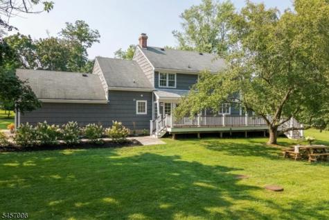 24 Welsh Road Tewksbury NJ 08833