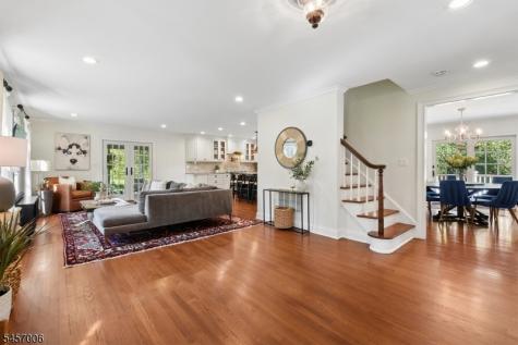 24 Welsh Road Tewksbury NJ 08833