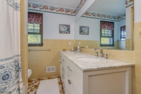 3 Little Brook Road Readington NJ 08889